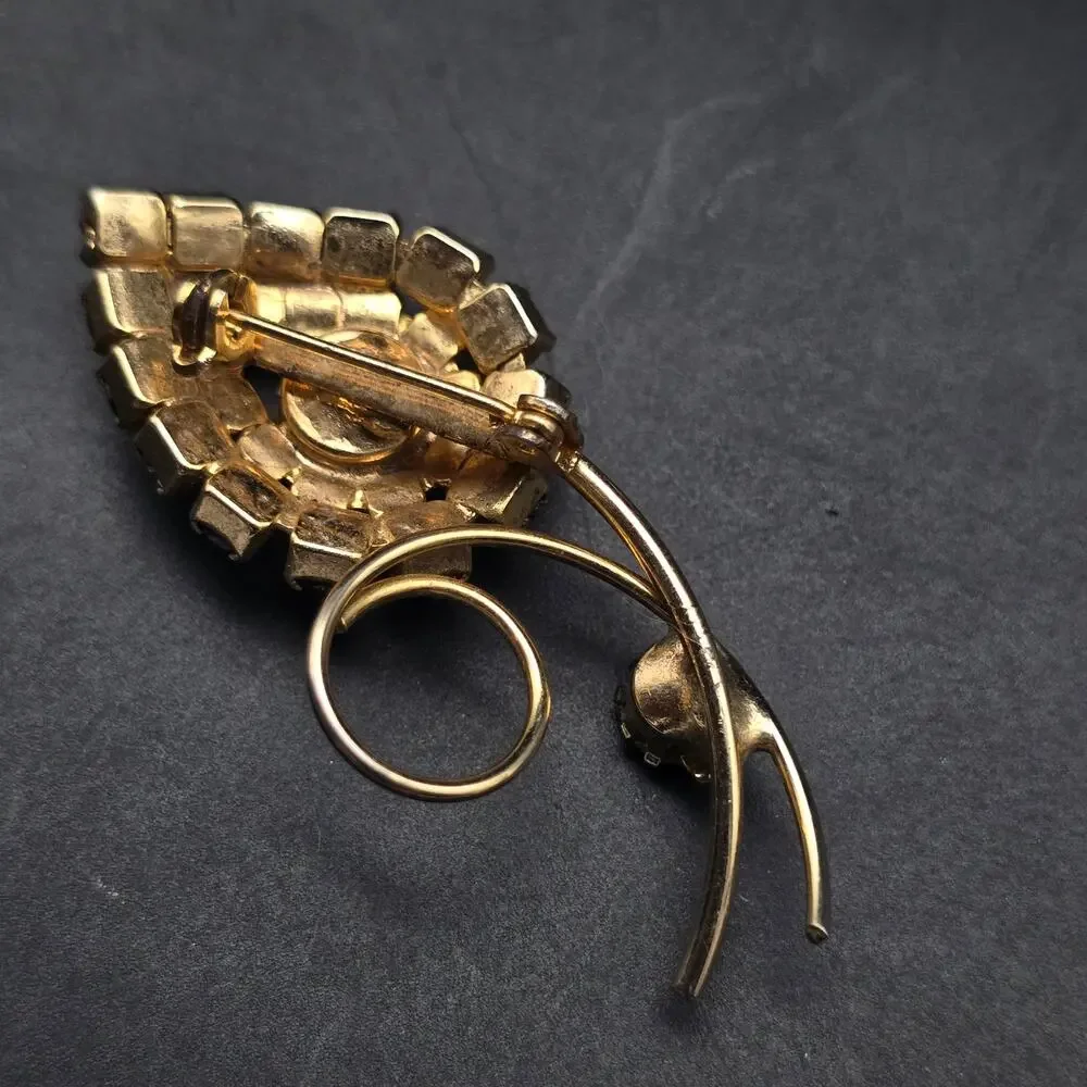 Vintage‎ Pink Rhinestone Flower Brooch Gold Tone Floral 1960s Glam Jewelry